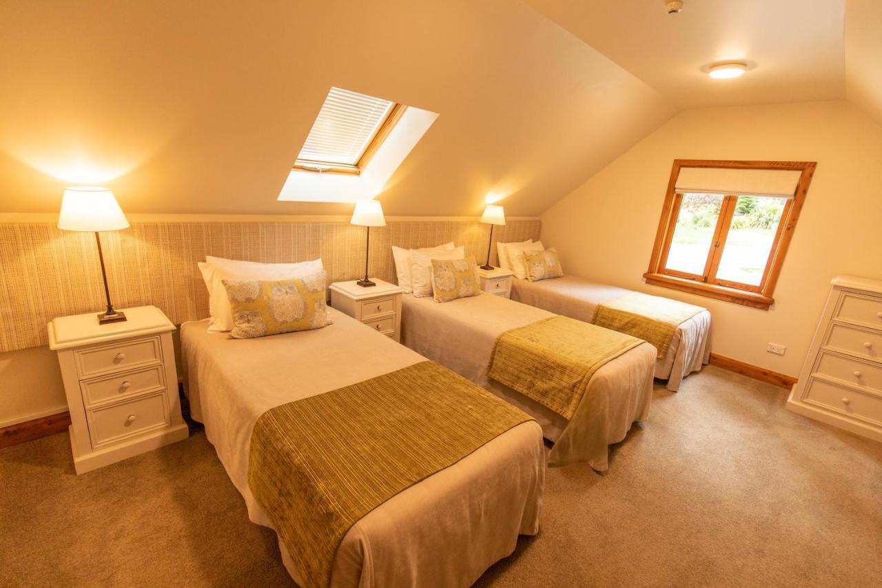 Wanaka Homestead Lodge & Cottages מראה חיצוני תמונה