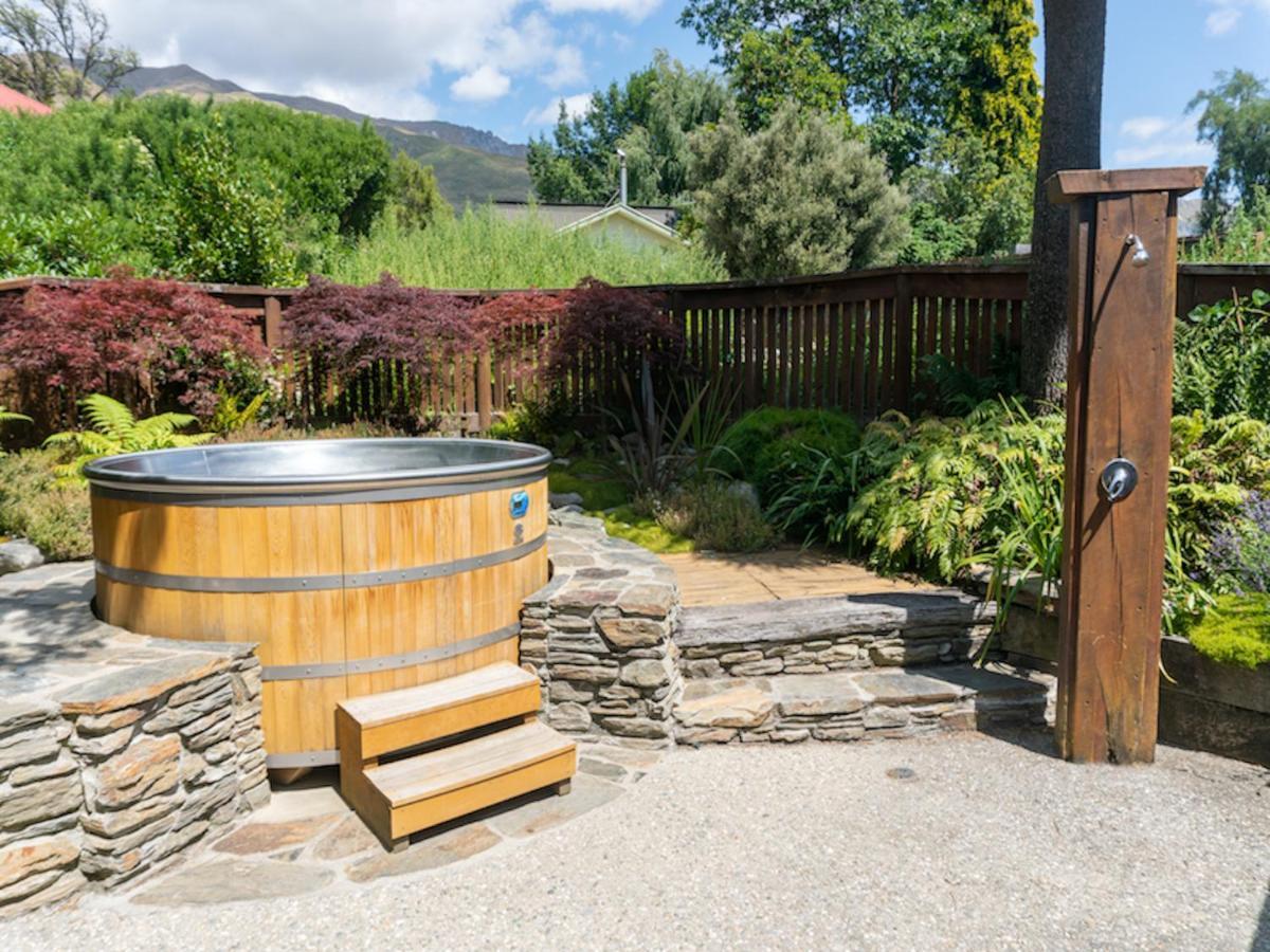 Wanaka Homestead Lodge & Cottages מראה חיצוני תמונה
