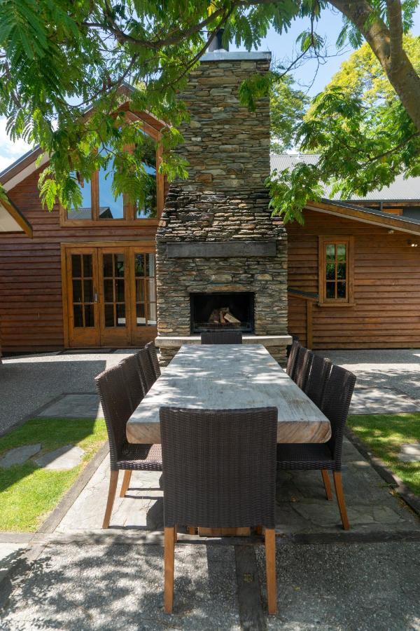 Wanaka Homestead Lodge & Cottages מראה חיצוני תמונה