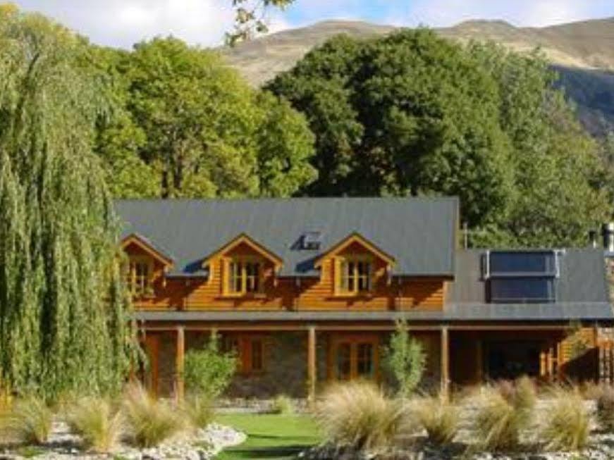 Wanaka Homestead Lodge & Cottages מראה חיצוני תמונה